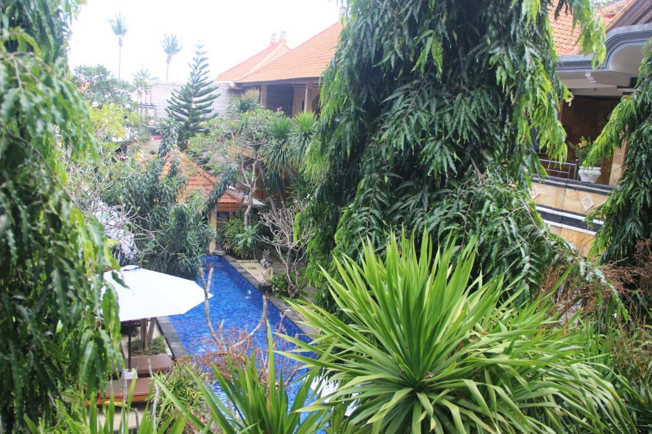 Nitya Lembongan *